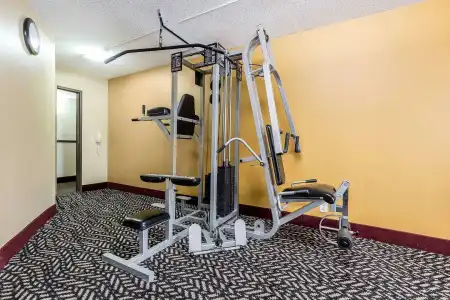 Quality Inn & Suites Bloomington University Area - 14