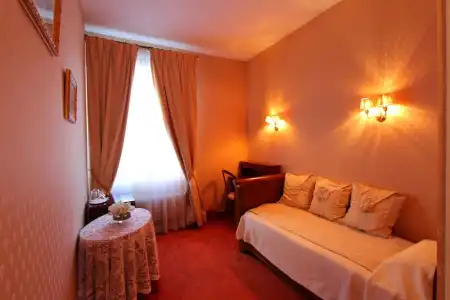 Hôtel de la Bretonnerie - 84