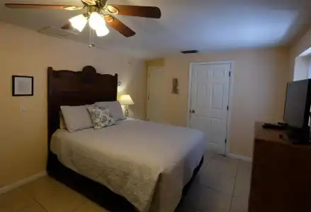 Seahorse Cottages - Adults Only - 1