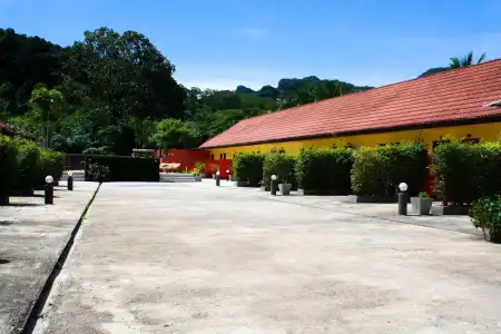 Suksaiburi-resort - 47