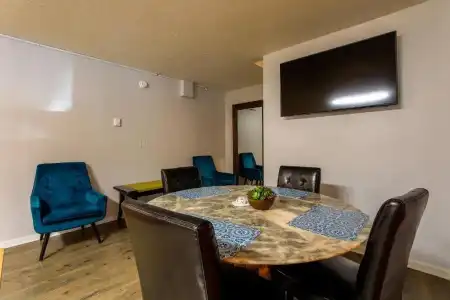 Coast River Inn by OYO Seaside - 165