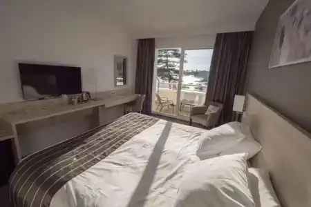 Best Western Le Roof - 188