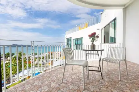 Rossarin Sea View Patong - 37