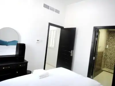 Al Badaa Star Residence - Home Stay - 2