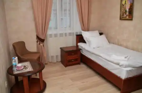 Tsentralny Mini-Hotel - 39