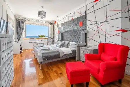 Galeria Valeria Seaside Downtown - Mag Quaint & Elegant Boutiques - 231