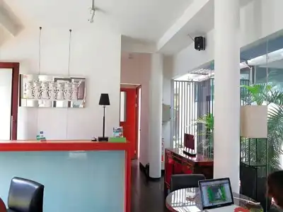 Chic Quarter Residence - 35