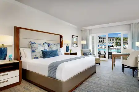 Balboa Bay Resort - 36
