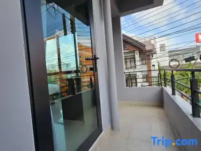 Wsotel and Serviced Apartment - 88