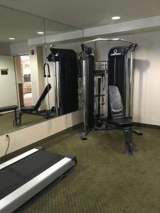 Boothill Inn And Suites - 14