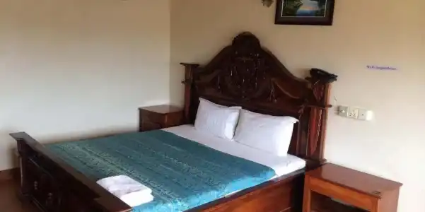 Lux Guesthouse - 23
