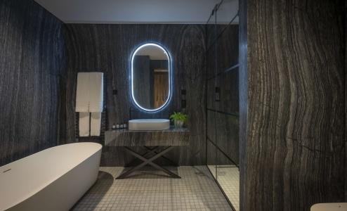 Radisson Blu Royal, - 67