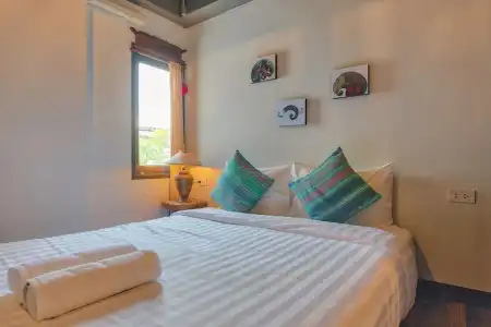 33 Poshtel - 30