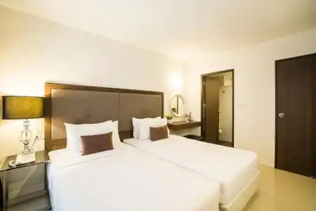 Beyond Suite - 70