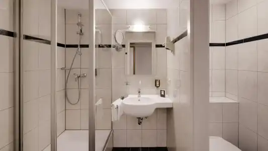 Newton Heilbronn - 7