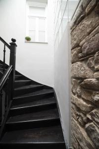 Plaka Arch Suites - 11