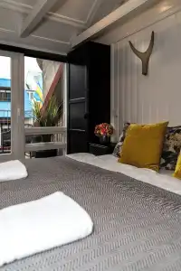Vintage Apartment - 40