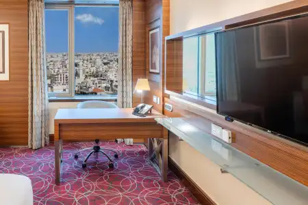 Crowne Plaza Amman by IHG - 4