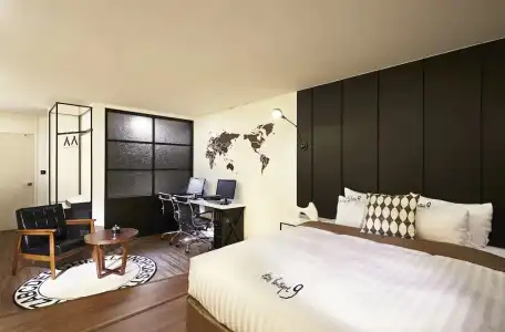 Boutique 9 - 69