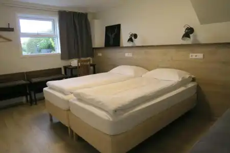 Dilksnes Guesthouse - 18