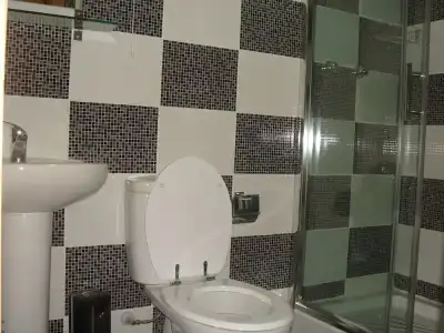 DownTown Guest House - 100