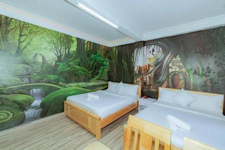 Ken's Backpackers - 127