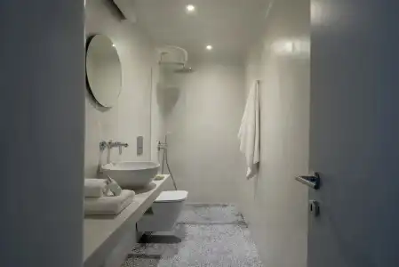 Echoes Luxury Suites - 25