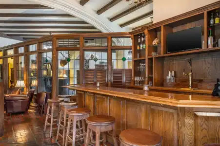 Best Western Premier Mariemont Inn - 21