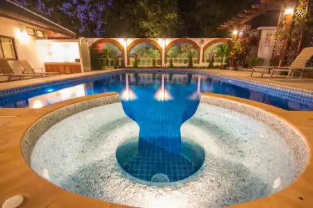 Villa Andre By Villacarte - 14