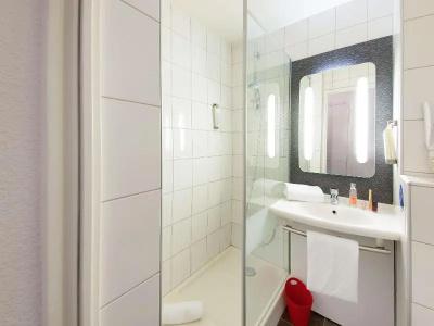 Ibis Budget Montpellier Sud Près d'Arènes - 55