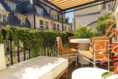 Hôtel Théorème - 166