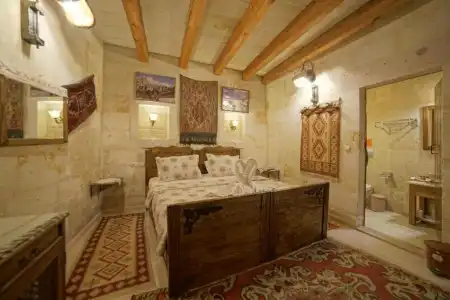 Safran Cave - 58