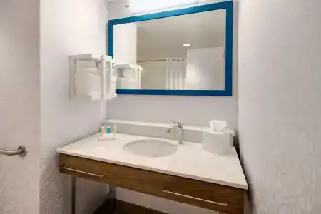 Hampton Inn & Suites St. Augustine-Vilano Beach - 7