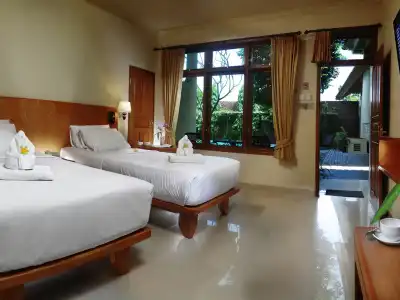 Febri's & Spa - 40