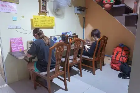 Zleep63 - Hostel - 19