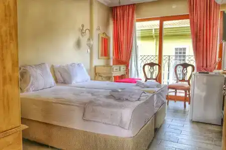 Stone Hill Otel - 4