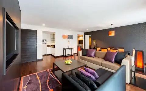 Radisson Suites Bangkok Sukhumvit - 6