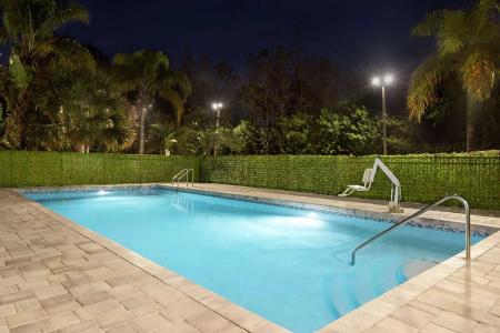Spark by Hilton Orlando Universal Blvd - 18