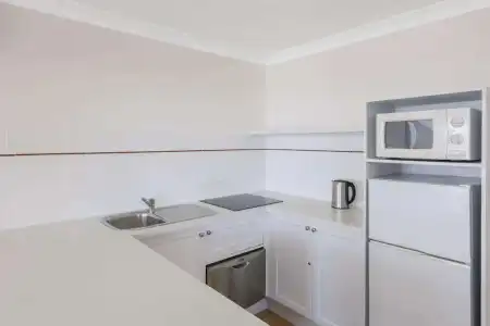 Oaks Gold Coast Calypso Plaza Suites - 26
