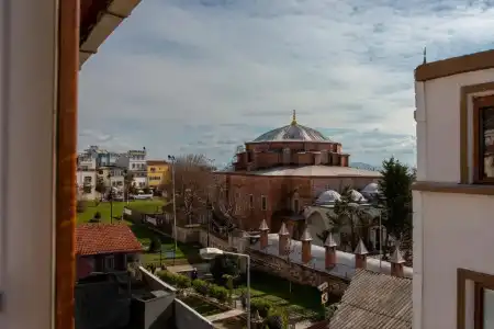 Sofia Corner - 107