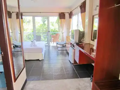 Thaniza Beachfront Resort - 18