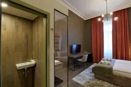1552 Boutique - 27