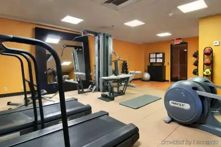 DoubleTree by Hilton Columbus - 20
