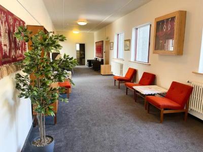 Kverna Guesthouse - 8