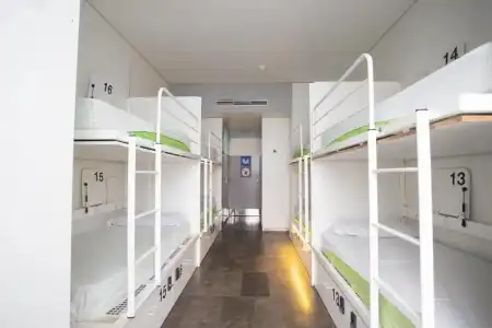 Urbany Hostel BCN GO! - 3