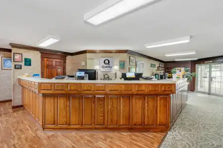 Quality Inn Eureka Springs South - 23