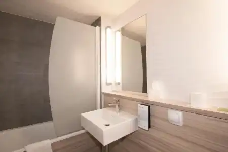 Hôtel Campanile Reims Ouest - Tinqueux - 68