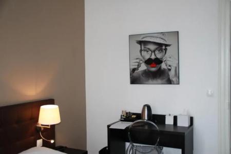 Hôtel Le Saint Louis - 79