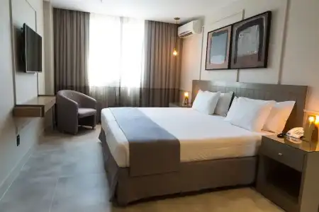 Ritz Leblon - 41