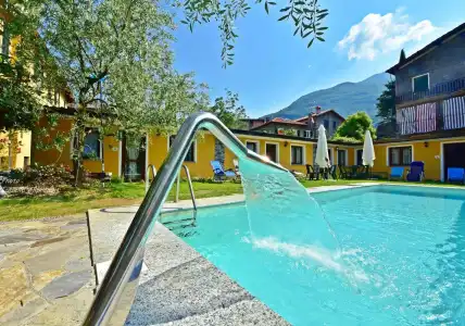 Diffuso Il Portichetto sulla collina a Vezio Perledo - 18